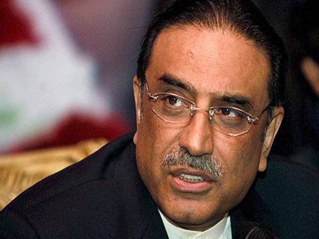 صدر آصف علی زرداری نے کراچی سرکلرریلوے کی بحالی کا حکم دیتے ہوئے حکومتِ سندھ کو ہدایت کی ہے کہ منصوبے میں حائل رکاوٹیں دورکرنے کے لیے مشیرخزانہ سے مشاورت کی جائے