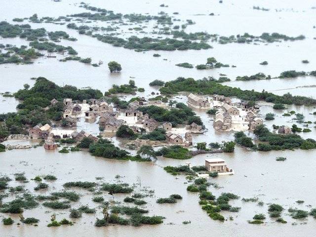 سیلابی ریلا سندھ کے ضلع ٹھٹھہ کی تحصیل سجاول میں تباہی مچاتا ہوا  بدین کے سرحدی علاقوں میں داخل ہوگیا ہے۔