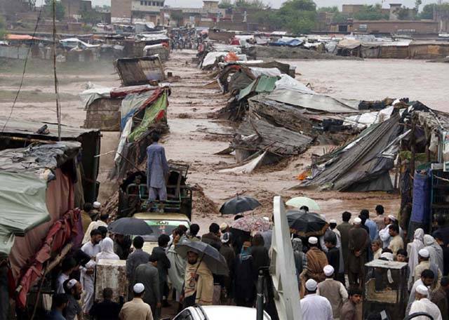 کے پی میں طوفانی بارشوں اورسیلابی ریلوں نے تباہی مچادی, ہلاکتوں کی تعداد 60 سے زائد ہوگئی, 100 سے زائد افراد زخمی 