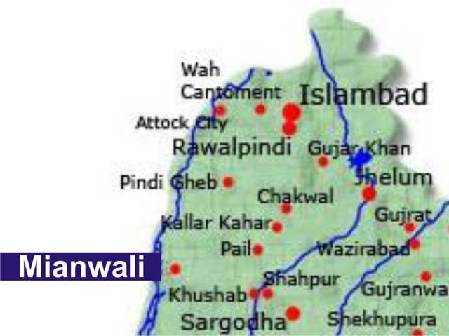 میانوالی میں بس الٹنے سےتین افراد جاں بحق جبکہ اکیس زخمی ہوگئے