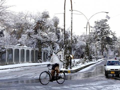 کوئٹہ میں برف باری کا دوسرا روز، سردی مزیدبڑھ گئی