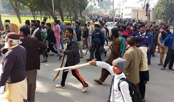 قصور میں حالات بدستور کشیدہ، احتجاج کا سلسلہ جاری، شہر میں شٹرڈاون ہڑتال