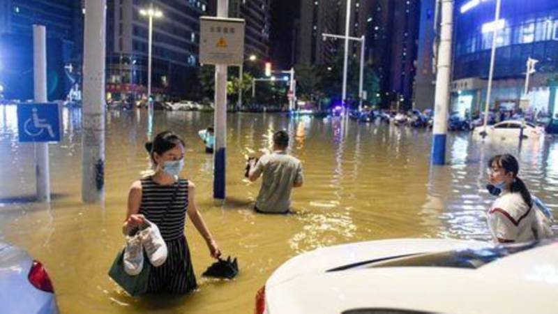 چین،مسلسل طوفانی بارشوں کے باعث نیلے خطرے کی تجدید