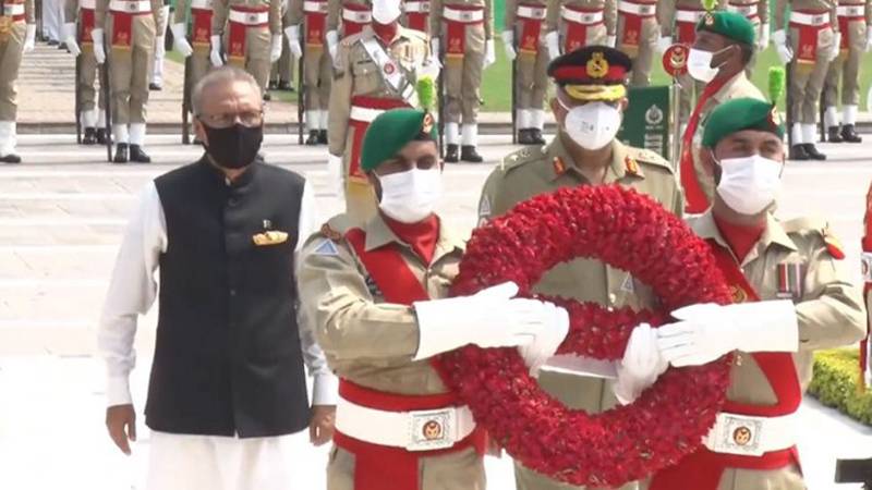 صدرعارف علوی کا دورہ جی ایچ کیو, آرمی چیف سے ملاقات، سائبر سیکیورٹی کے حوالے سے بریفنگ