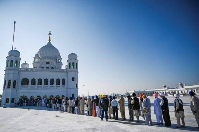 حکومت پاکستان کا بڑا فیصلہ، کرتارپور راہداری کیلئے طے ایس او پیز میں نرمی