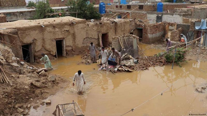 جہانیاں،موسلادھاربارش ، کئی مکانات  منہدم