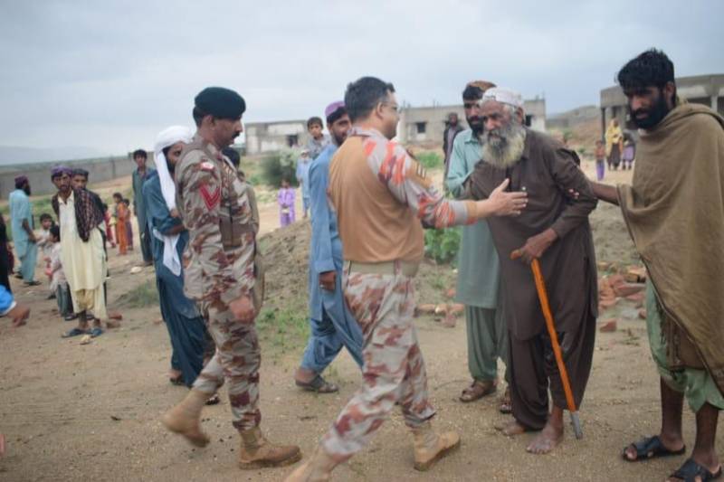 سیلاب سے متاثرہ علاقوں میں پاک آرمی اور ایف سی بلوچستان کا ریلیف ریسکیوآپریشن جاری