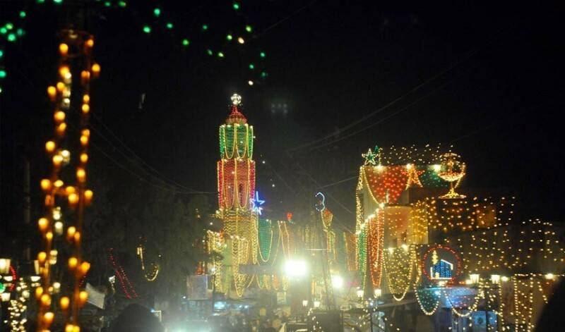 قوم جشنِ عید میلاد النبی ﷺ نہایت عقیدت و احترام سے آج منا رہی ہے