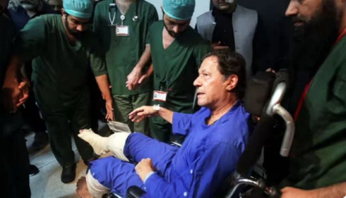 عمران خان کا پلاسٹر اتاردیا گیا، سفر کی اجازت مل گئی