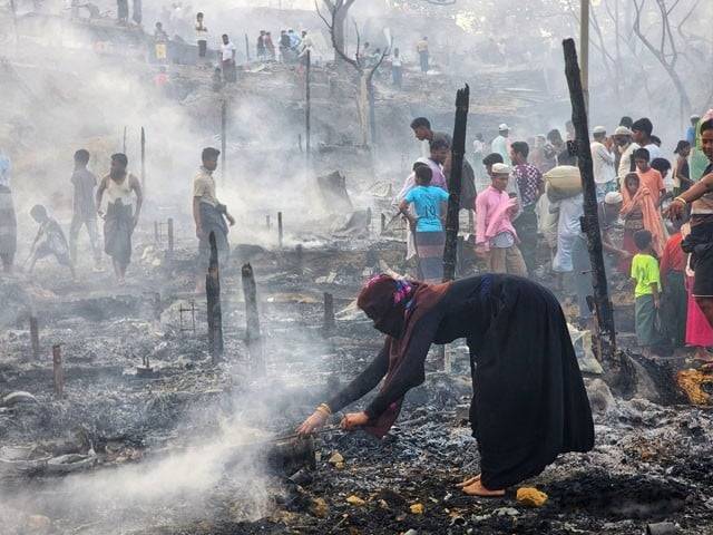 بنگلہ دیش: روہنگیا مہاجرین کے کیمپوں میں آتشزدگی، 12 ہزار افراد بے گھر