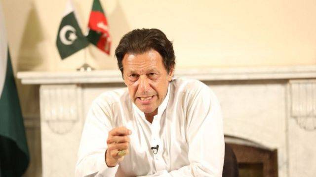 مقدس گائے خود کو قانون سے اوپرسمجھتی ہے، آئی ایس پی آر کے بیان پرعمران خان کا جواب