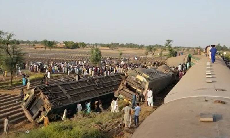 سرہاری اسٹیشن سے نکلتے ہی ٹرین کو جھٹکا لگا: ٹرین ڈرائیور کا انکشاف