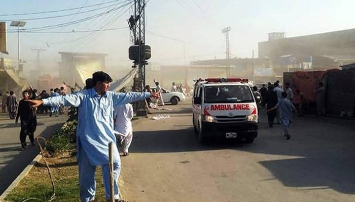 پشاور:بورڈبازارمیں مبینہ خودکش دھماکا،3افرادہلاک