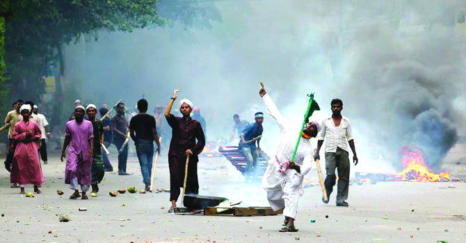 بنگلہ دیش میں اسلام پسندوں کے قتل پر ہڑتال شروع‘ زبردست مظاہرے