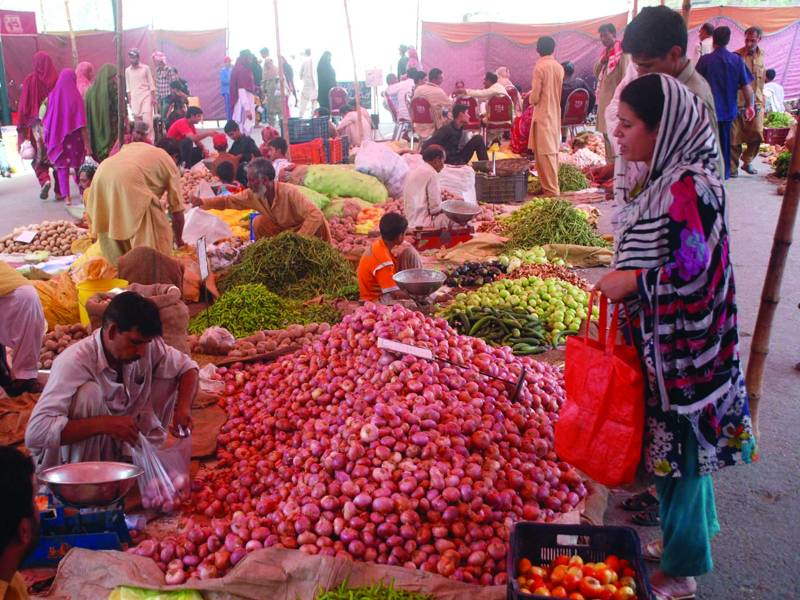 جی ایس ٹی سے متعلق ‘ سپریم کورٹ کا حکم نظر انداز‘ پھلوں‘ سبزیوں کی قیمتوں میں ہوشربا اضافہ 