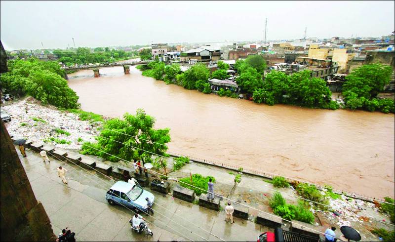 بارش‘ سیلاب: راولپنڈی‘ اسلام آباد میں ندی نالے بپھر گئے‘ پانی گھروں میں داخل‘ فوج طلب‘ گنڈا سنگھ والا میں مزید کئی دیہات زیر آب نقل مکانی شروع