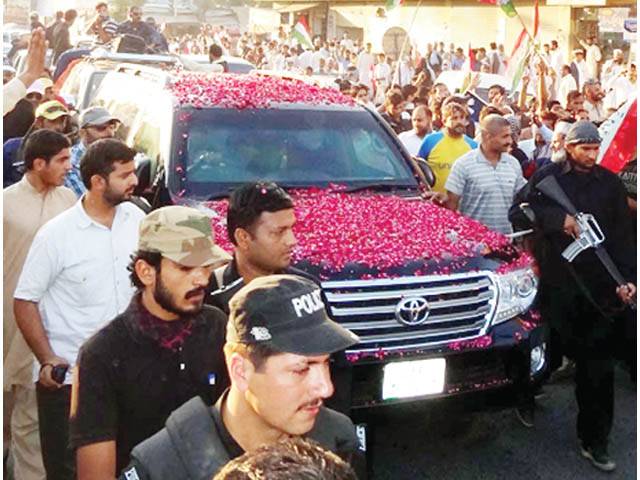 آج ایبٹ آباد جلسہ‘ کل ہری پور میں دھرنا ہو گا‘ شہدا کے خون سے غداری نہیں کر سکتا: طاہر القادری