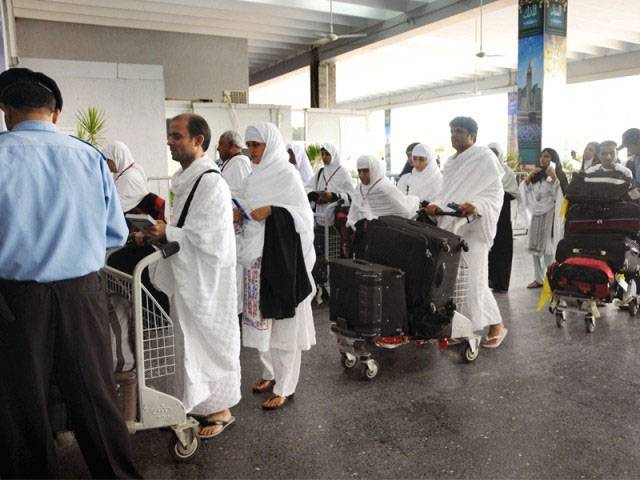 سعودی عرب نے رواں عمرہ سیزن کیلئے تمام عازمین کو آنکھوں کی سکیننگ سے مستثنیٰ قرار دیدیا