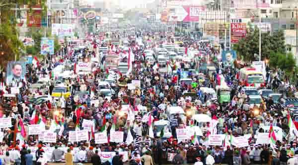 ایم کیو ایم کی کراچ یمیں ریلی، لاہور سمیت کئی شہروں میں مظاہرے، دل آزاری پر شیری مزاری سمیت تمام خواتین سے معافی مانگتا ہوں: الطاف 