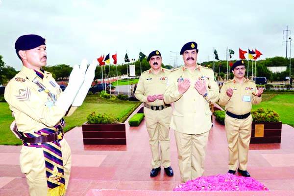  دہشت گردوں ، مجرموں اور بدعنوانوں کا شیطانی گٹھ جوڑ توڑا جائے: آرمی چیف کا حکم، فوجی عدالتوں کی تعداد بڑھانے کی منظوری 