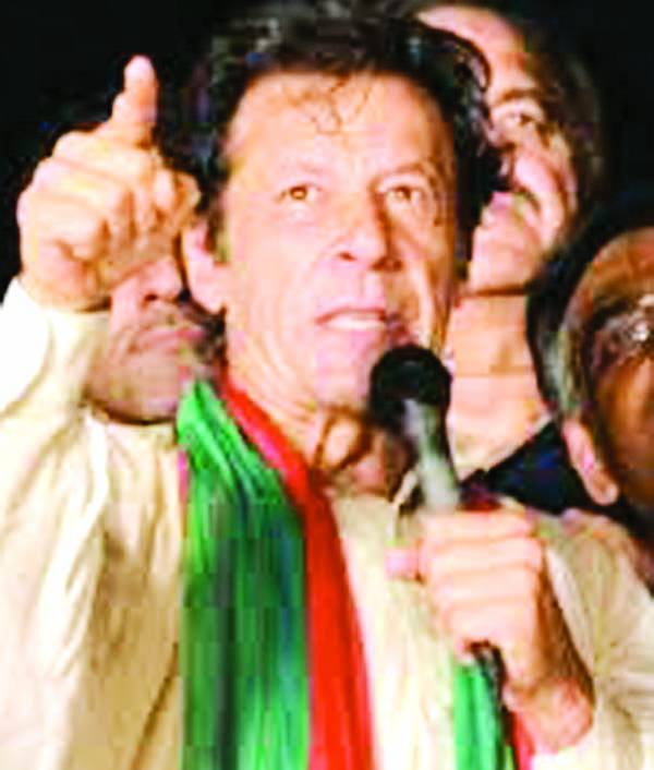 احتساب نظام ایسا ہونا چاہئے جو کرپشن پر وزیراعظم کو بھی ہتھکڑی لگا سکے: عمران 