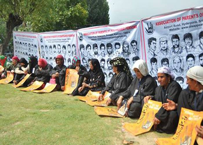 گمشدہ افراد کے لواحقین کا دھرنا‘ بازیابی کیلئے آزاد کمشن بنانے کا مطالبہ 