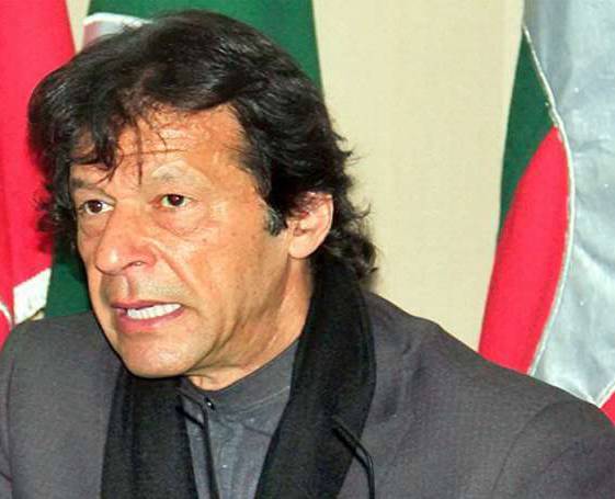 سیاسی جماعتوں میں جمہوریت نہ ہونے کے باعث لوگ آمروں کو اچھا سمجھتے ہیں : عمران 