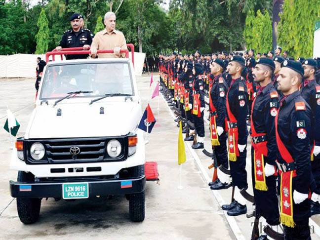 ڈولفن فورس کی پاسنگ آئوٹ پریڈ، وزیراعلی تقریب میں انتہائی خوش دکھائی دیئے