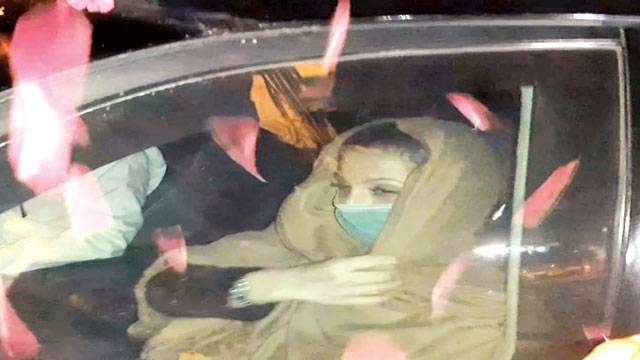 مریم نواز اسلام آباد میں 8روز قیام کے بعد جاتی امراء پہنچ گئیں