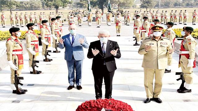 بوسنیا کے صدر کی ملاقات، محبت کے مظبوط رشتے پر فخر ہے: آرمی چیف