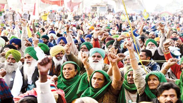 کسانوں کے احتجاج میں شدت: مودی سرکار کی بے حسی پر مذہبی رہنما رام سنگھ کی خودکشی