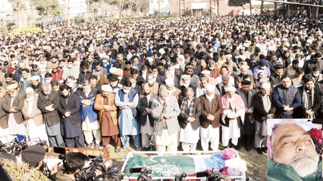 حافظ سلمان بٹ والد کے پہلو میں سپرد خاک‘ سراج الحق نے دعائے مغفر ت کرائی