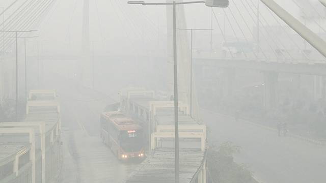 شدیددھند، موٹر وے بند، فضائی آپریشن متاثر، قصور، گجرات، حادثات میں 4 جاںبحق