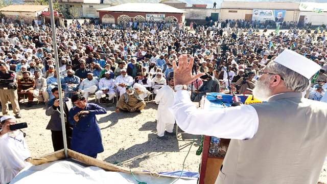 عدالتوں میں چہرے دیکھ کر طاقت کی بنیاد پر فیصلے ہوتے ہیں: سراج الحق