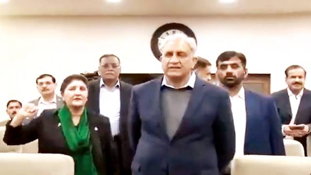 فوجیوں اور انکے خاندانوں کو صحت کی معیاری سہولتیں جوانوں کے مورال کیلئے اہم : آرمی چیف 