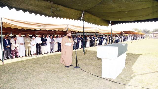 مشرف کی کراچی میں نمازجنازہ ، فوجی اعزاز کے ساتھ سپرد خاک 