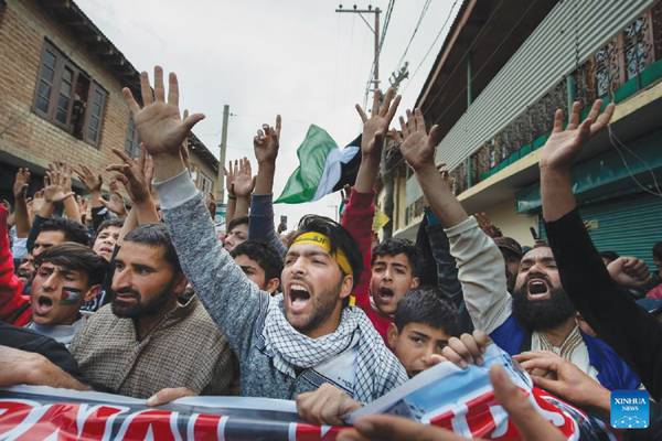 کشمیری بی جے پی دور حکومت میں بدترین مظالم کا شکار ہیں: فاروق عبداللہ