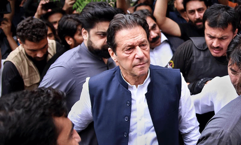 عمران خان کوسخت سیکیورٹی میں اسلام آباد ہائیکورٹ پہنچادیا گیا۔